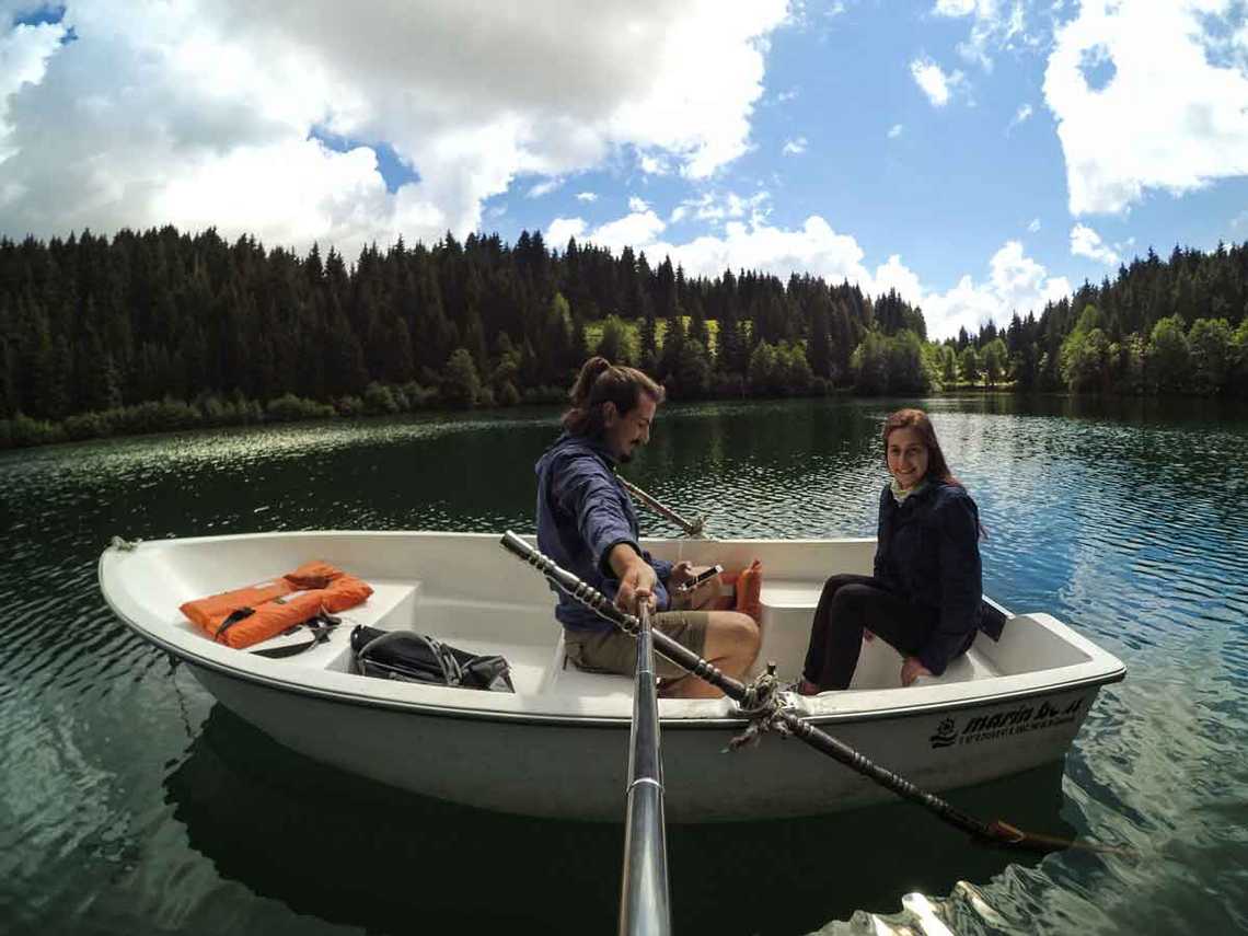 savsat karagol sandal